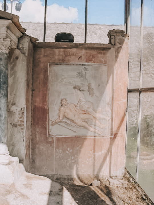 A painted fresco at the nuovo scavi in Pompeii